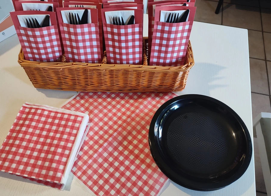 Festa wegwerpborden, bestek en servetten
